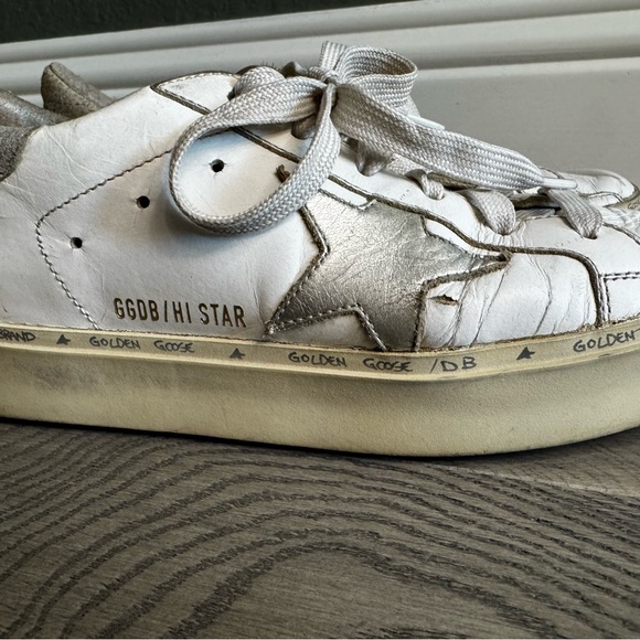 Golden Goose Deluxe Brand Hi Star Low-Top Sneakers
Size 38 - Picture 8 of 14